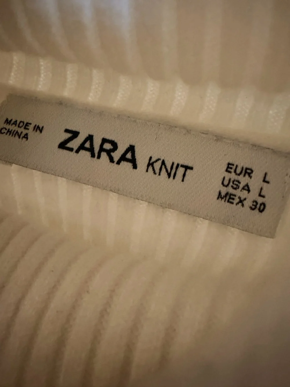 Zara Cream Ribbed Knit Top - Picture 2 of 2